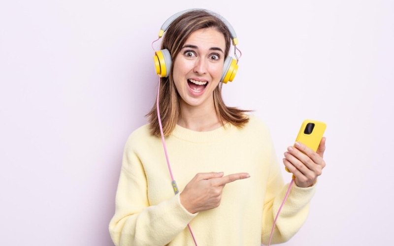 Your DJ Playlist for the Weekend